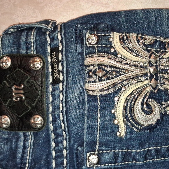 Miss Me Pants - Miss Me Burmuda Shorts